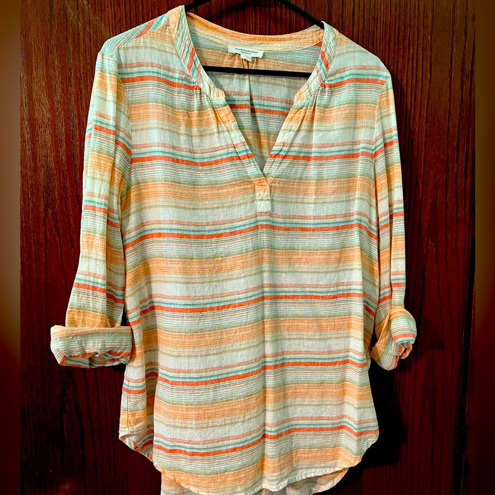 Perfect shirt for summer! Throw over a bathing suit, or wear while you garden!